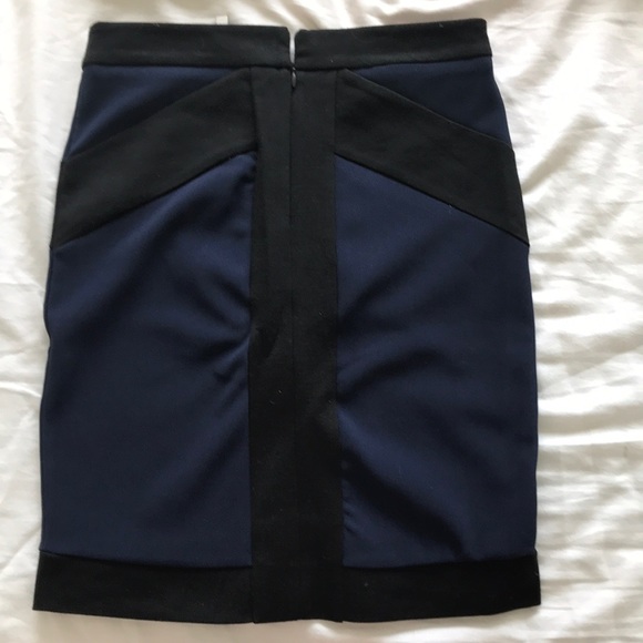 BCBGIRLS skirt - Picture 2 of 3